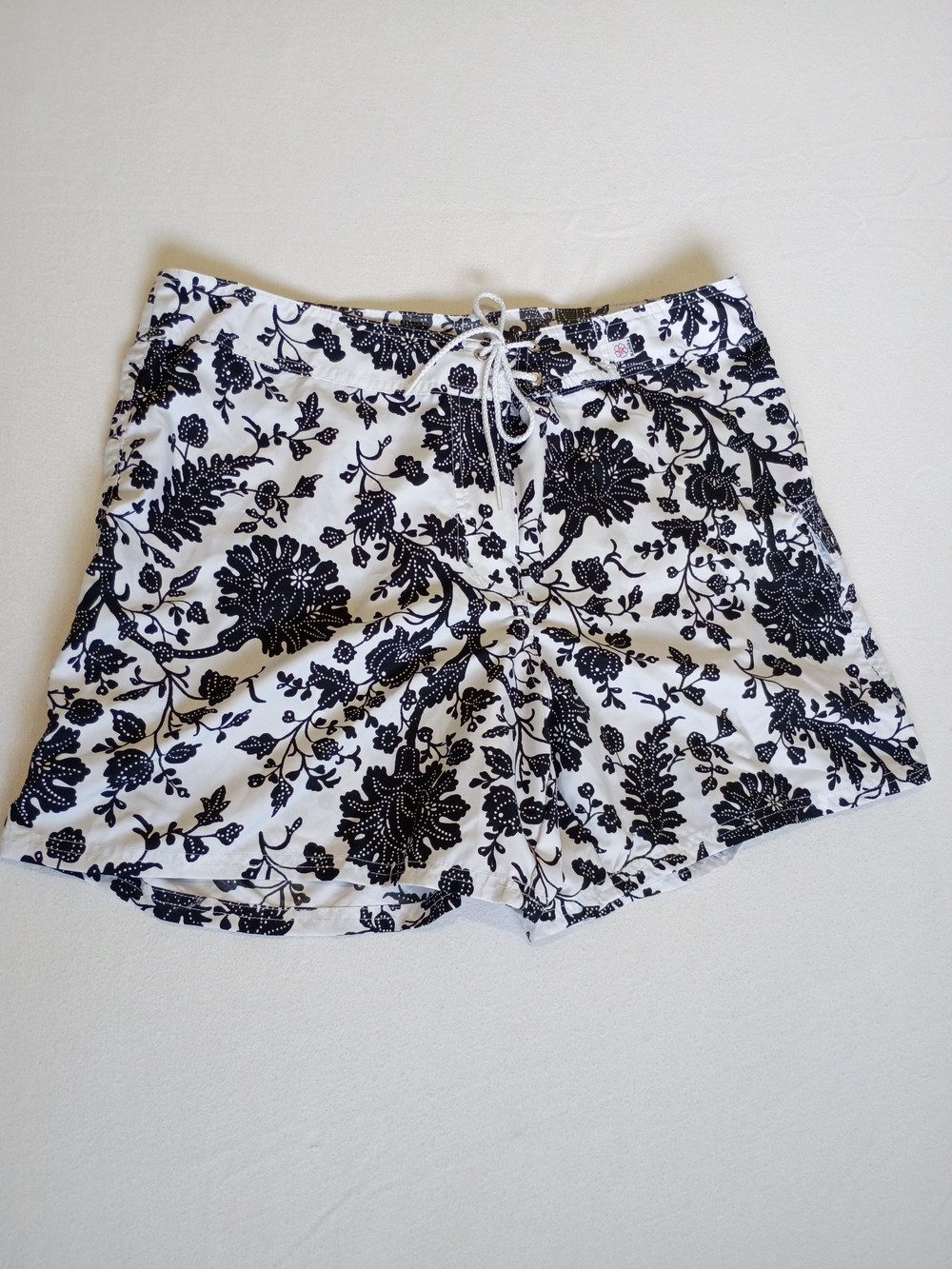 Kechika Floral Black And White Board Swim Shorts Size 16